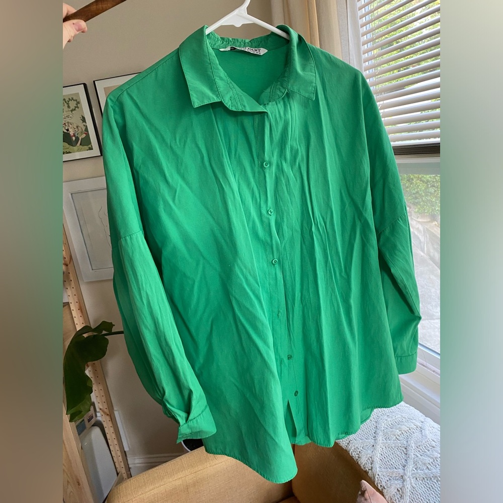 Big Dart Green Collared Shirt